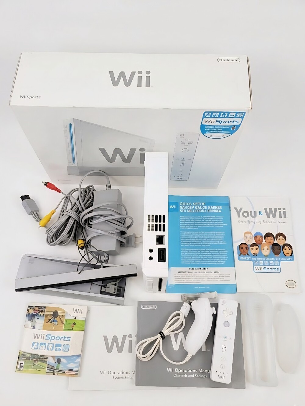Wii Console Boxed Bundle Wii Sports Video Game Manual Tested RVL-001